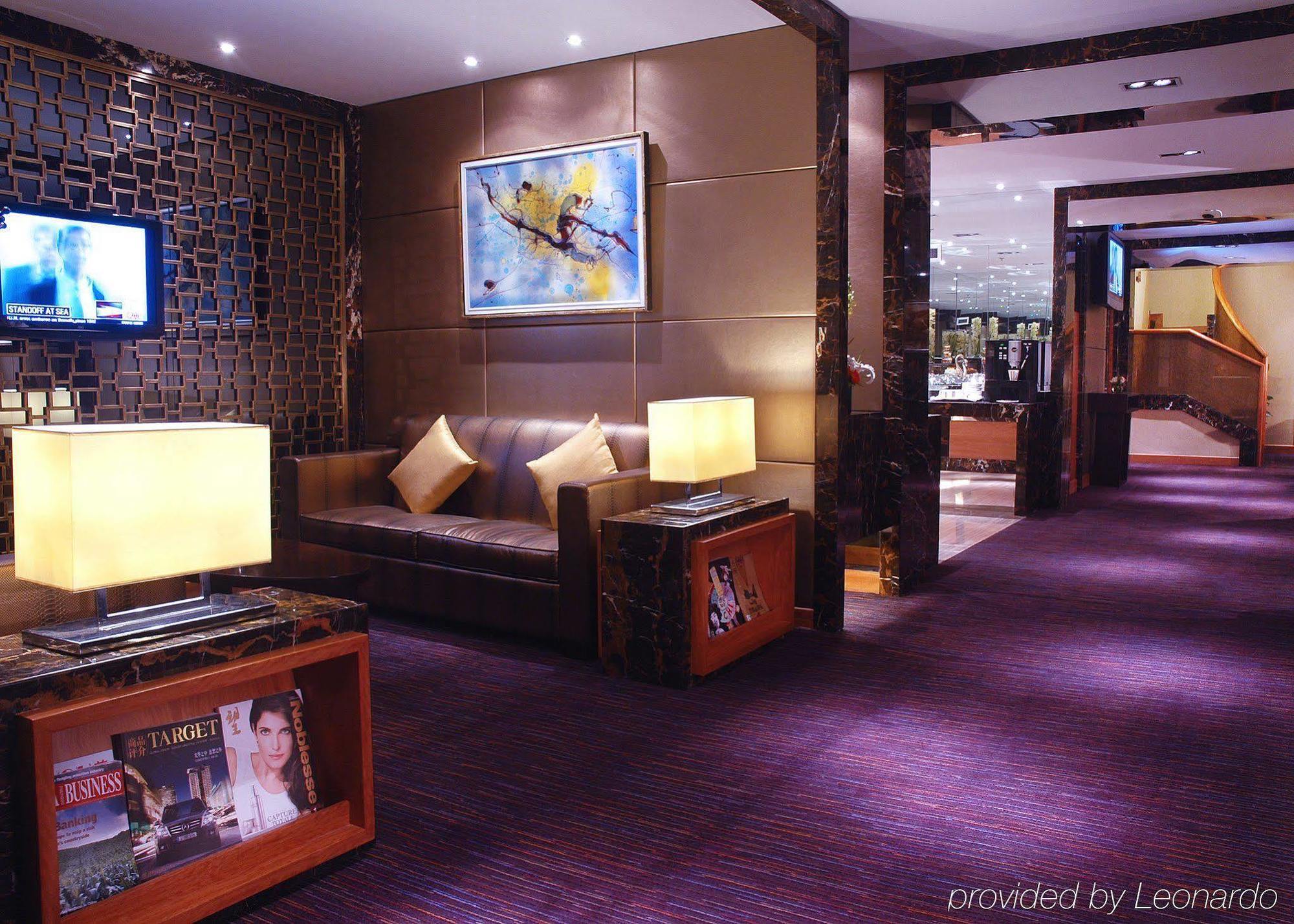 Jianguo Hotel Пекин Интерьер фото